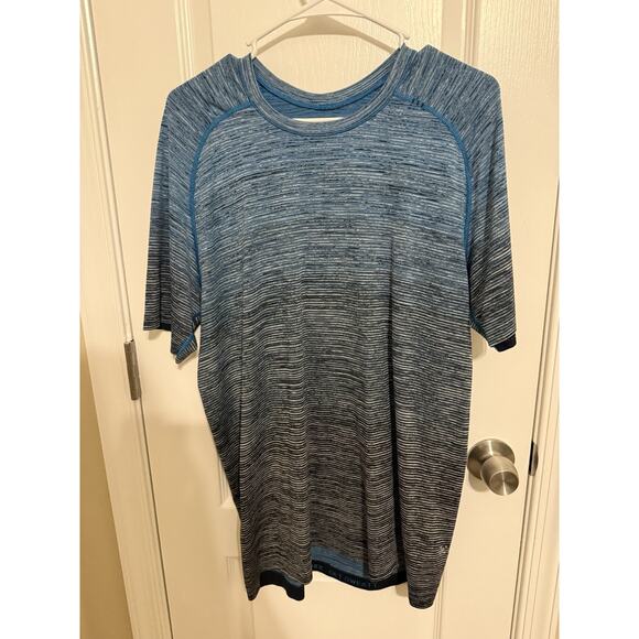 Lululemon Metal Vent Tech T-shirt Blue Black Ombré Heathered Stripe Men’s Large - Picture 3 of 9